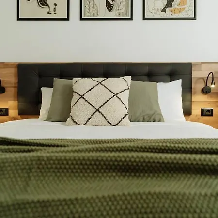 4 - New Building & Parking דירה *