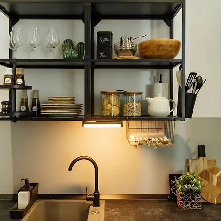 4 - New Building & Parking Бухарест