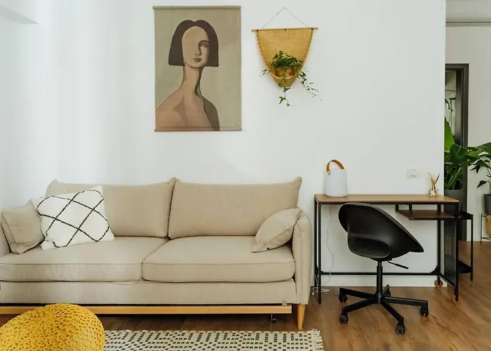 4 - New Building & Parking Bukurešť